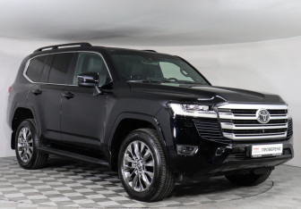 Подержанный автомобиль Toyota Land Cruiser Suv 2023 года (3 фото)