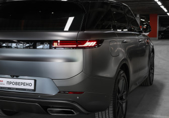 Подержанный автомобиль Land Rover Range Rover Sport 2024 года (38 фото)