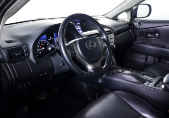 Подержанный автомобиль Lexus RX 2013 года (16 фото)