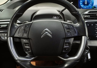 Подержанный автомобиль Citroen C4 Picasso 2014 года (12 фото)