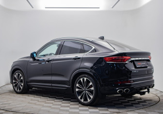 Подержанный автомобиль Geely Tugella 2022 года (7 фото)