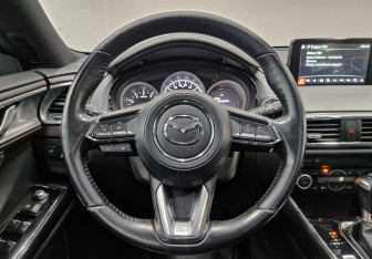 Подержанный автомобиль Mazda CX-9 2018 года (21 фото)