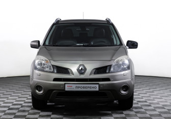 Подержанный автомобиль Renault Koleos 2010 года (2 фото)