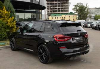 Подержанный автомобиль BMW X3 M 2019 года (5 фото)