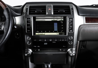 Подержанный автомобиль Lexus GX 2010 года (14 фото)