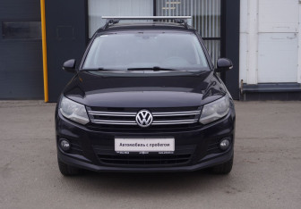 Подержанный автомобиль Volkswagen Tiguan 2015 года (2 фото)