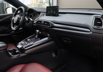 Подержанный автомобиль Mazda CX-9 2021 года (7 фото)