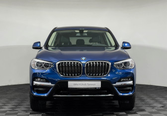 Подержанный автомобиль BMW X3 2019 года (3 фото)