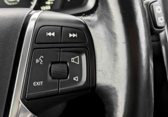 Подержанный автомобиль Volvo XC60 2016 года (30 фото)