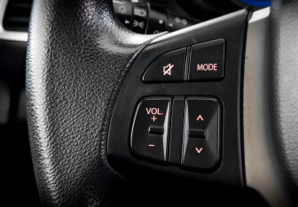 Подержанный автомобиль Suzuki SX4 Hatchback 2013 года (26 фото)