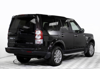 Подержанный автомобиль Land Rover Discovery 2009 года (5 фото)