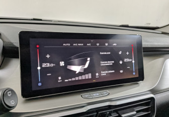 Подержанный автомобиль Geely Coolray 2021 года (28 фото)