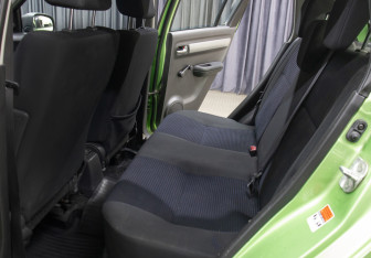 Подержанный автомобиль Suzuki Swift Hatchback 2009 года (9 фото)