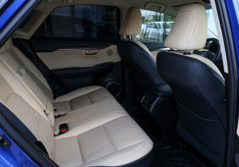 Подержанный автомобиль Lexus NX 2016 года (11 фото)