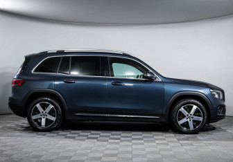 Подержанный автомобиль Mercedes-Benz GLB 2020 года (4 фото)