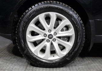 Подержанный автомобиль Land Rover Range Rover 2013 года (25 фото)