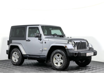 Подержанный автомобиль Jeep Wrangler 2013 года (3 фото)