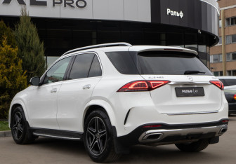Подержанный автомобиль Mercedes-Benz GLE 2019 года (5 фото)