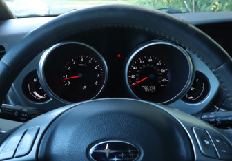 Подержанный автомобиль Subaru Tribeca 2006 года (11 фото)