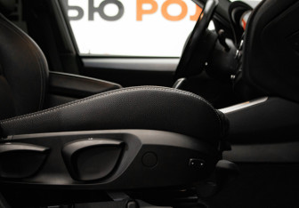 Подержанный автомобиль BMW X3 2012 года (29 фото)