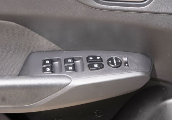 Подержанный автомобиль Hyundai Solaris Sedan 2017 года (14 фото)