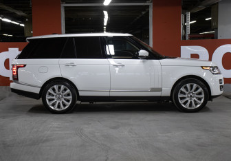 Подержанный автомобиль Land Rover Range Rover 2013 года (4 фото)