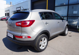Подержанный автомобиль Kia Sportage 2012 года (5 фото)