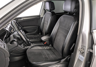 Подержанный автомобиль Volkswagen Tiguan 2019 года (20 фото)