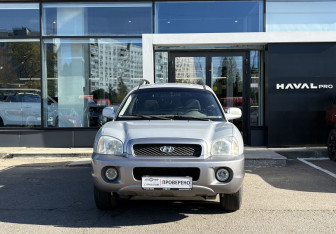 Подержанный автомобиль Hyundai Santa Fe 2001 года (2 фото)