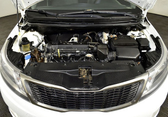 Подержанный автомобиль Kia Rio Hatchback 2013 года (6 фото)