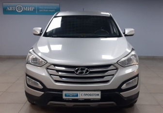 Подержанный автомобиль Hyundai Santa Fe 2013 года (2 фото)