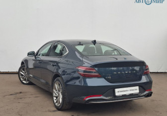 Подержанный автомобиль Genesis G70 2021 года (7 фото)