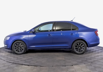 Подержанный автомобиль Skoda Rapid Liftback 2019 года (8 фото)