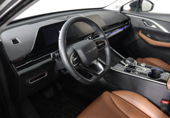 Подержанный автомобиль Omoda C5 2023 года (9 фото)