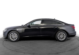 Подержанный автомобиль Audi A6 Sedan 2020 года (8 фото)