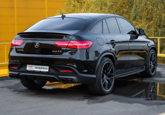 Подержанный автомобиль Mercedes-Benz GLE AMG 2017 года (4 фото)