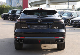 Подержанный автомобиль Changan UNI-K 2024 года (6 фото)