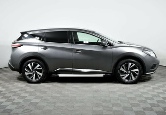 Подержанный автомобиль Nissan Murano Suv 2018 года (4 фото)