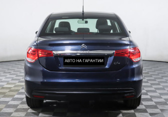 Подержанный автомобиль Citroen C4 Sedan 2016 года (4 фото)