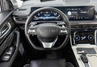 Подержанный автомобиль Exeed VX 2023 года (10 фото)