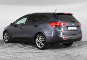 Подержанный автомобиль Kia Ceed Wagon 2012 года (7 фото)