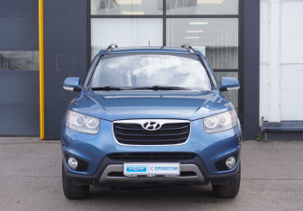 Подержанный автомобиль Hyundai Santa Fe 2012 года (2 фото)