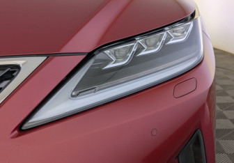 Подержанный автомобиль Lexus RX 2021 года (11 фото)