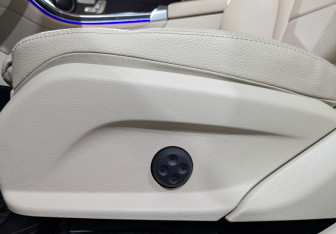 Подержанный автомобиль Mercedes-Benz GLC Coupe 2021 года (26 фото)