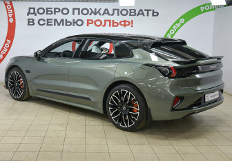 Подержанный автомобиль Zeekr 001 2024 года (6 фото)
