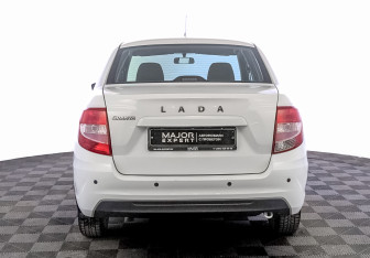Подержанный автомобиль LADA (ВАЗ) Granta Sedan 2023 года (6 фото)