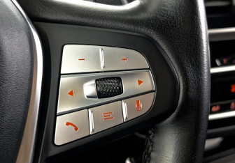 Подержанный автомобиль BMW X3 2020 года (29 фото)