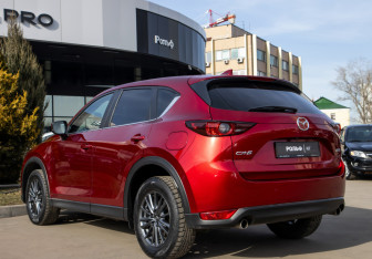 Подержанный автомобиль Mazda CX-5 2019 года (5 фото)