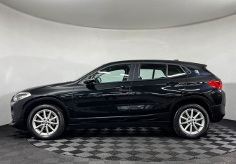 Подержанный автомобиль BMW X2 2019 года (5 фото)