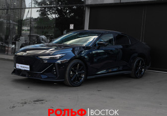 Подержанный автомобиль Changan UNI-V 2023 года (1 фото)